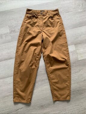 Theory Women’s Khaki Pants in Camel, Size 2.